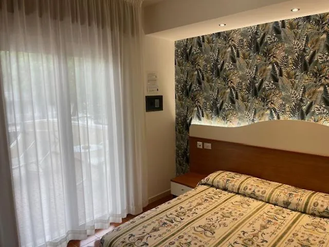 Hotel Coralba 3*