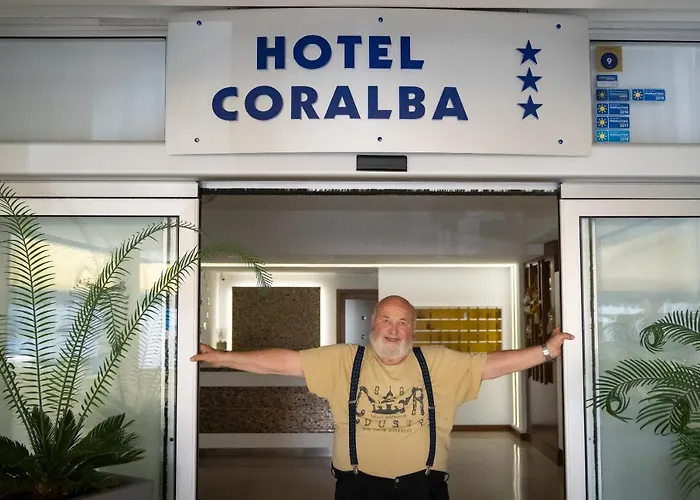 Coralba Hotel 3*